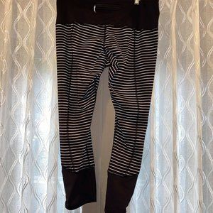 Lululemon Striped Zipper Cuff Capri legging